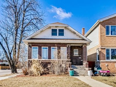 5600 N Mason Ave, Chicago, IL, 60646