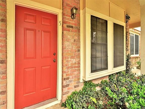 3rd image of 11901 A Swearingen Dr #5