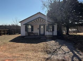 303 E 4th St, Chandler, OK 74834
