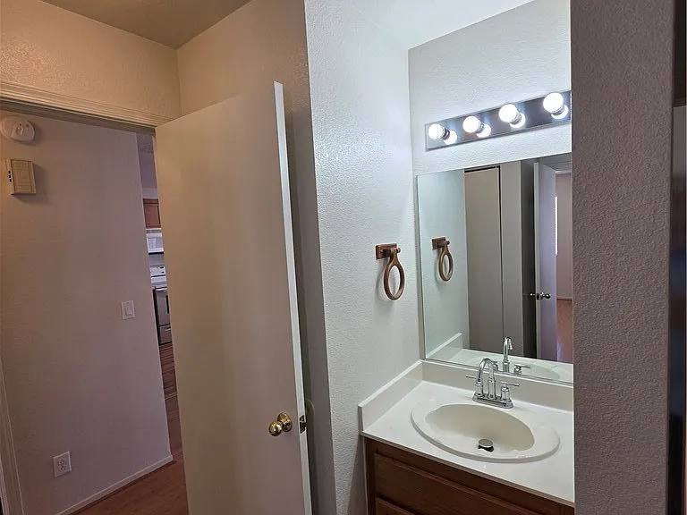 2200 Highpointe Dr #201 — Photo 82