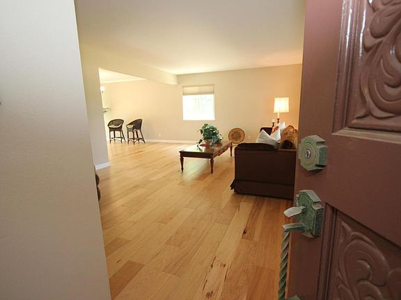 2nd image of 1598 E Sequan Ct