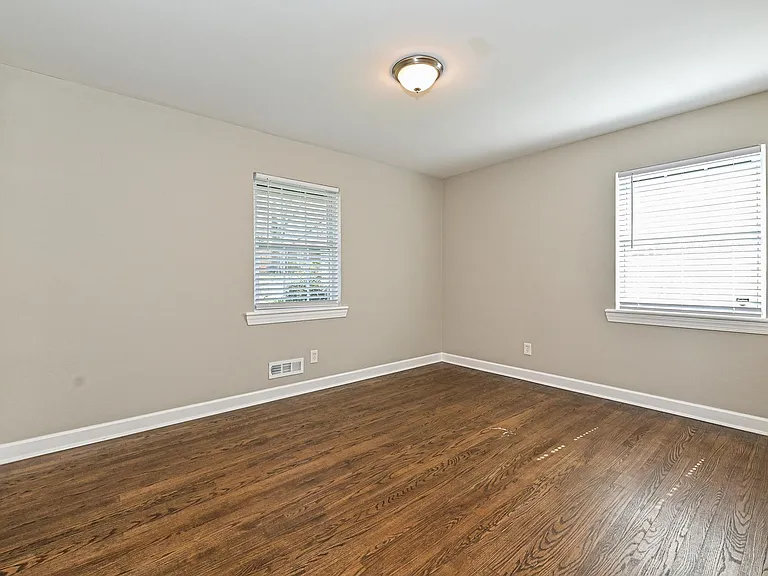 3307 Bonaire Dr — Photo 17