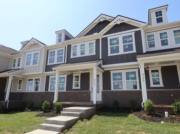 2587 Peaceful Valley Dr, Columbia, TN 38401