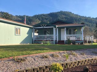 185 Sunwood Ct, Myrtle Creek, OR 97457
