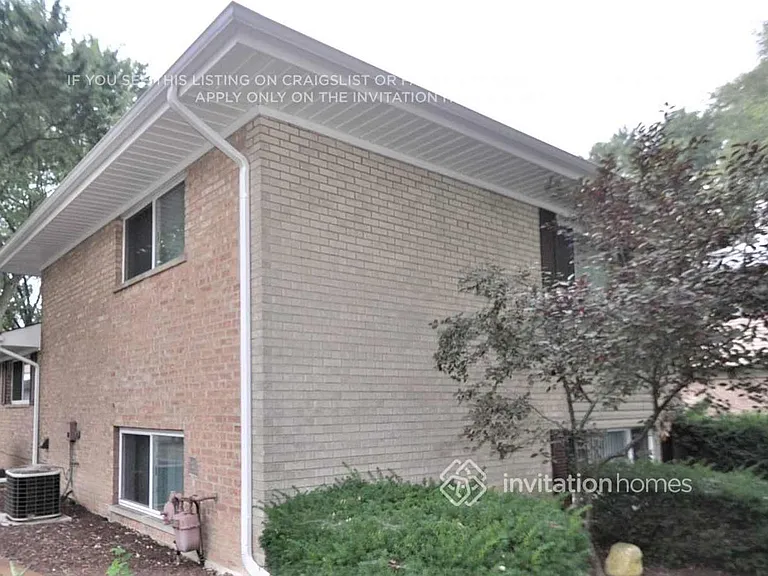 4331 Scott St — Photo 19