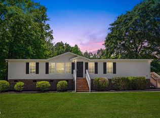 3709 Wyndfair Dr, Fuquay Varina, NC 27526