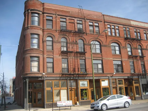 1160 W Grand Ave, Chicago, IL