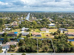 4450 Bayview St, Port Charlotte, FL 33948