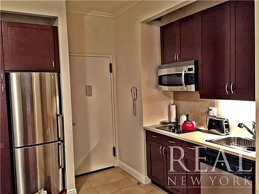 Rented by REAL New York | media 26