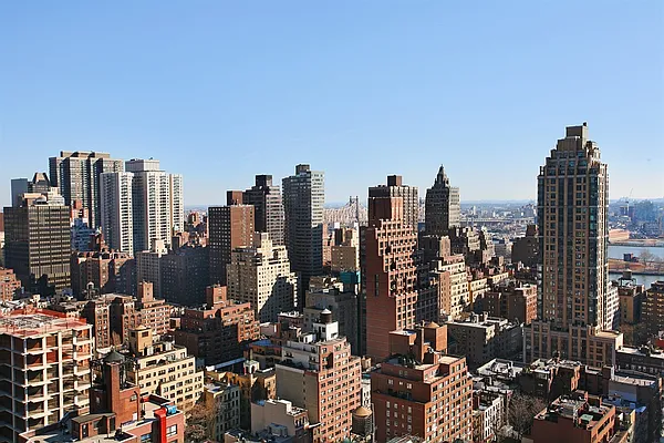 Sold by Corcoran | media 51