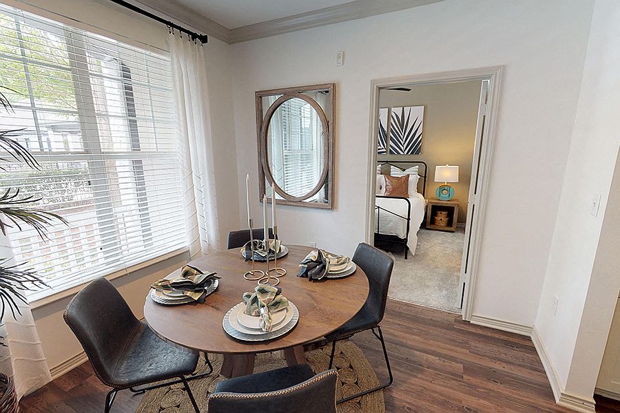 Separate dining room