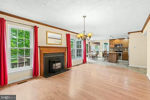 3rd image of 2535 Richfield Ln