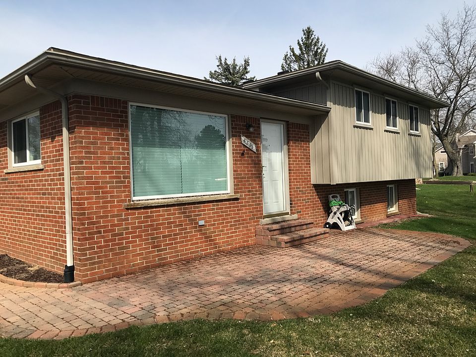 1st image of 4332 Welland Dr