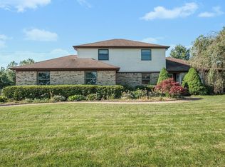 7665 Lindemann Rd, Ann Arbor, MI 48103