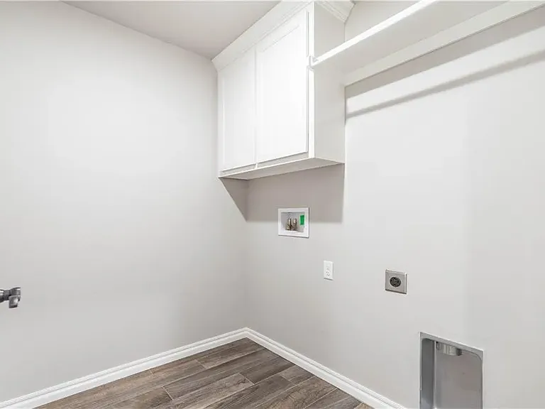 4201 Clevenger Dr — Photo 25