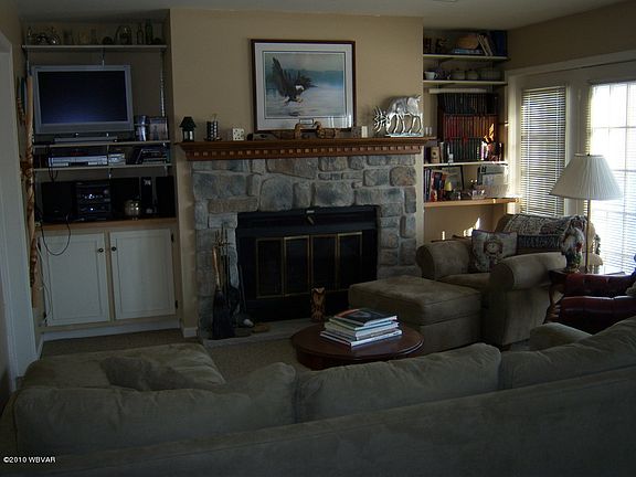 3rd image of 126 Crestmont Dr