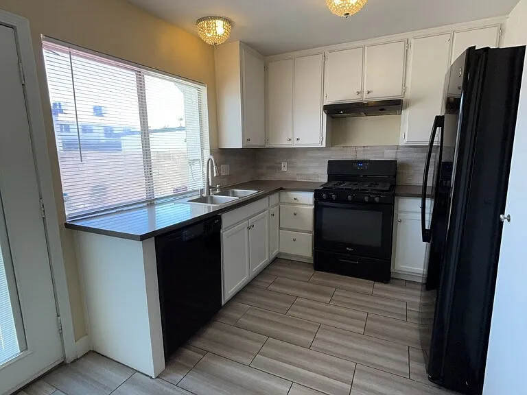 3164 Marsford Pl — Photo 3