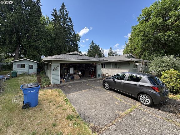 2nd image of 7112 NE Fairway Ave