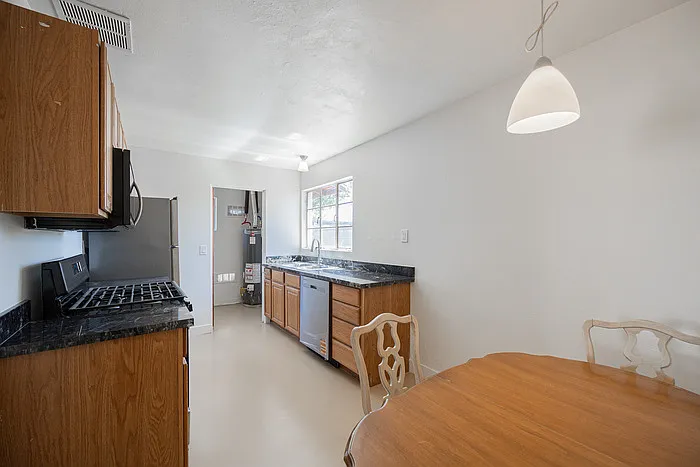 2449 E Fairmount Ave #1 — Photo 8