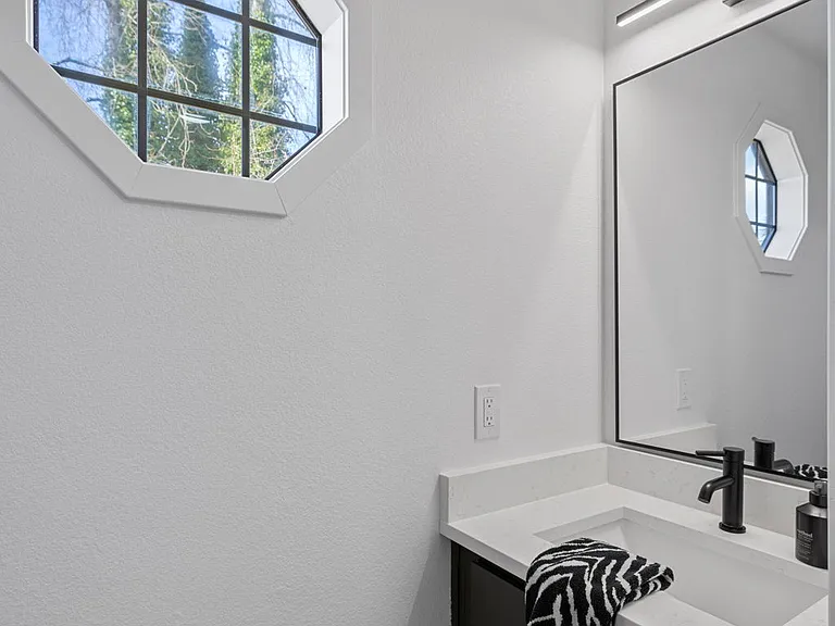 610 E Lake Stevens Rd #101 — Photo 10