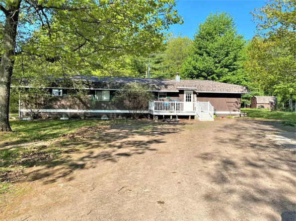 N9453 E Solberg Lake Rd, Phillips, WI 54555