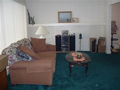5th image of 2104 Wyandotte Ave