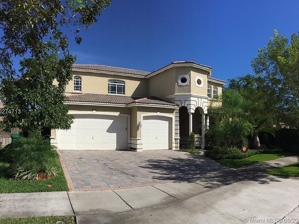 1st image of 8831 SW 204th Ln