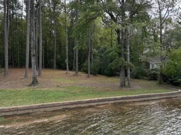 48 Brookwood Ln, Dadeville, AL 36853