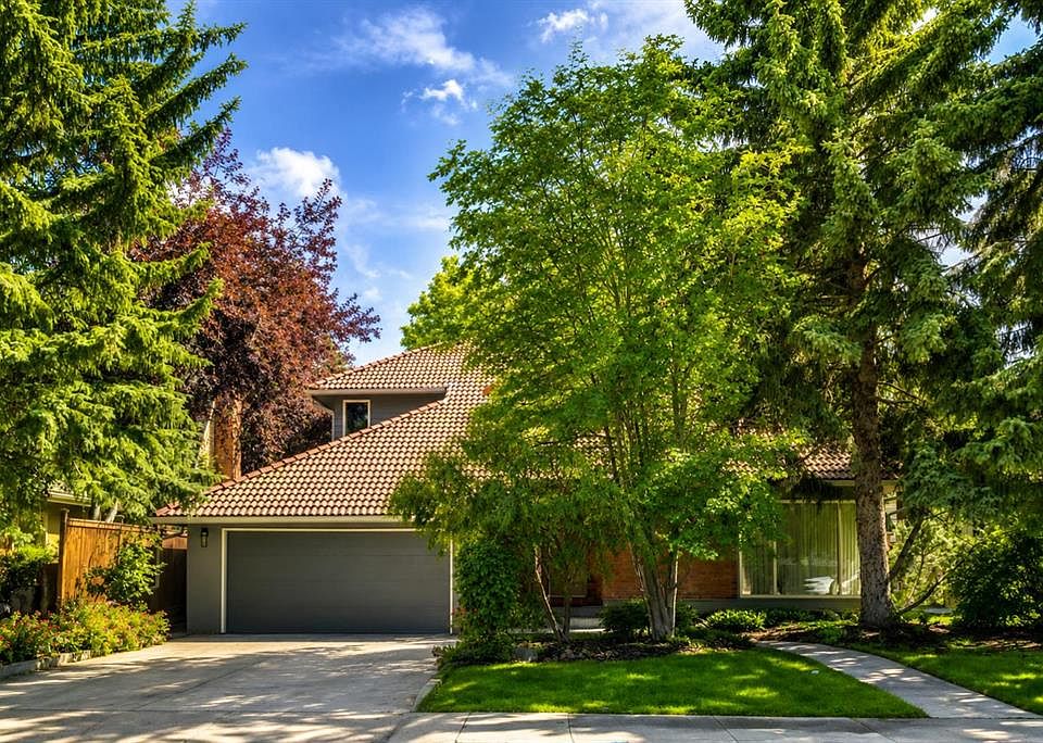 1st image of 521 N 30th Ave SW
