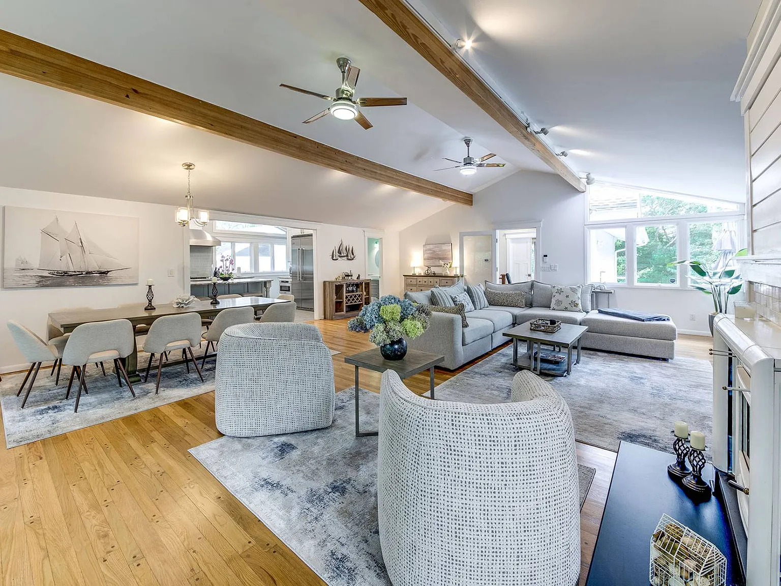 Renovated Bright Contemporary Checks All Boxes — Photo 2