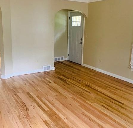 5th image of 6752 Garden Dr