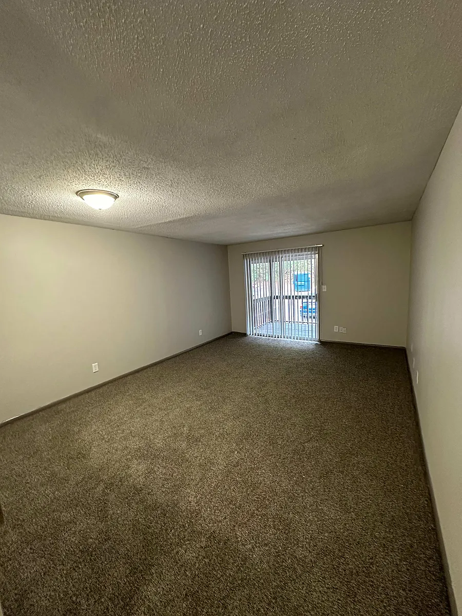 Building Photo - The Willows Apartments