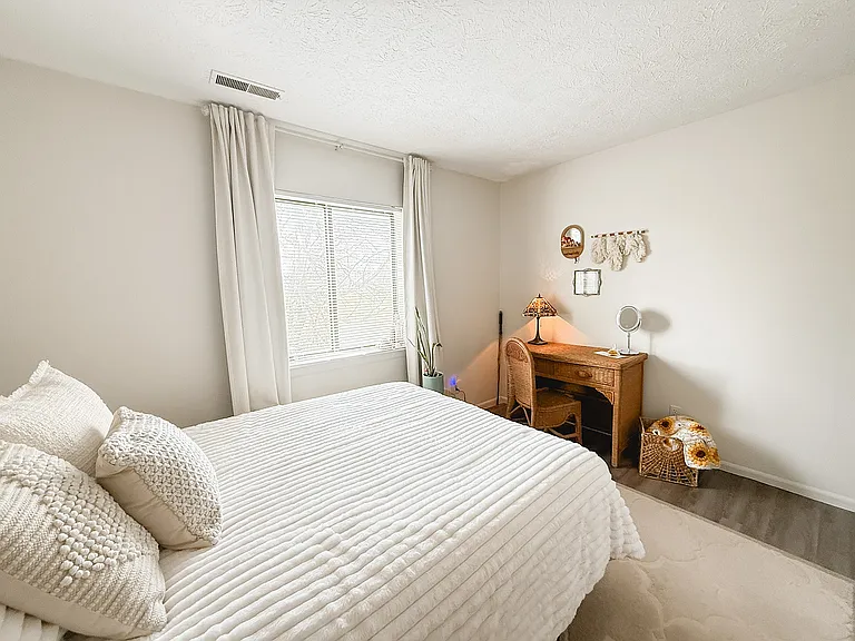 Cambridge Place Apartments — Photo 6