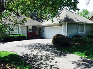 7809 W 95th Ter, Overland Park, KS 66212