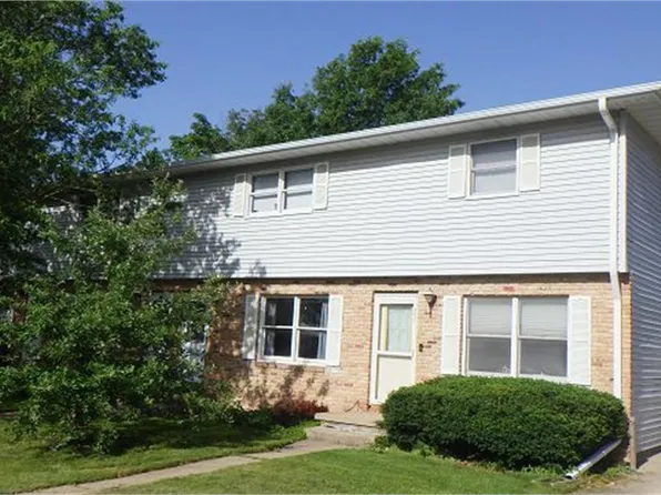 16th Street - Waverly, 402-408 16th St SW #404, Waverly, IA 50677