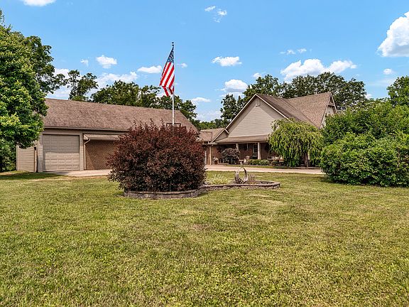 4th image of 79 Creekside Dr