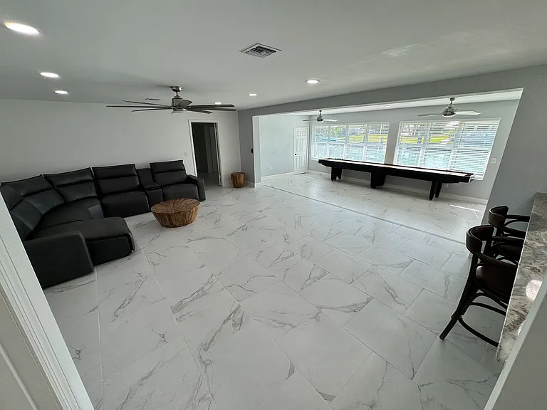 211 Marina Dr — Photo 18