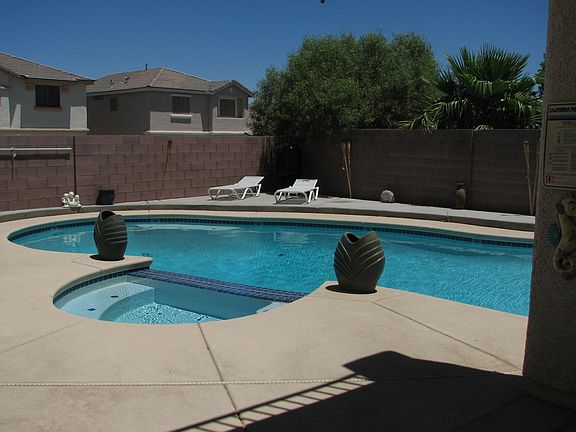 Large Pool.