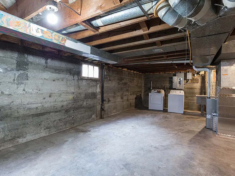 2535 NE Prescott St — Photo 8