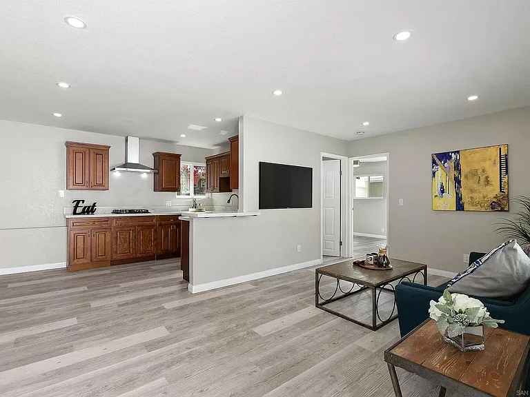 4807 Parks Ave #B — Photo 1