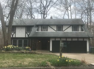 30 Dean Ln, Cherry Hill, NJ 08034