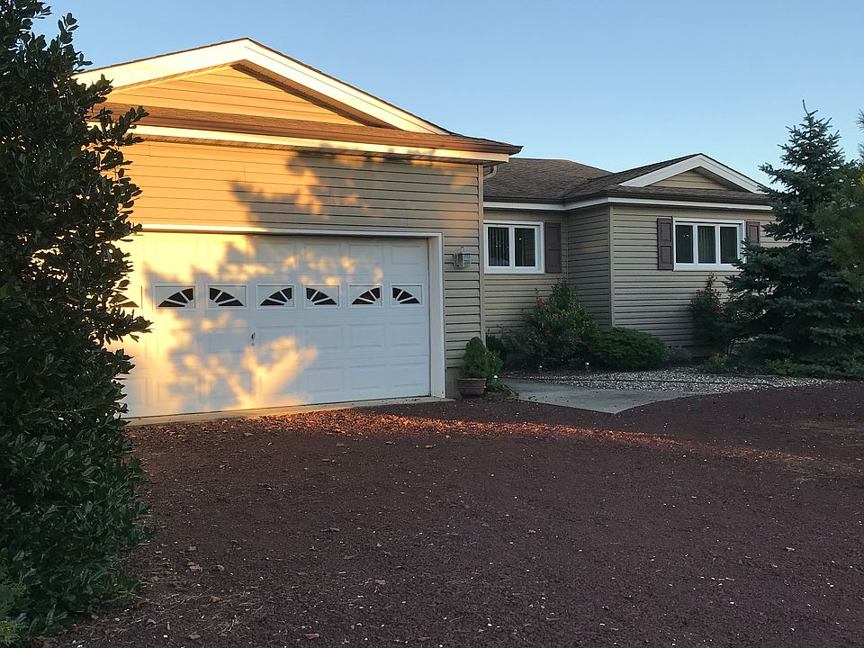 Welcome to 47 Clarkson Drive