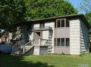 23 Grandview Blvd, Miller Place, NY 11764