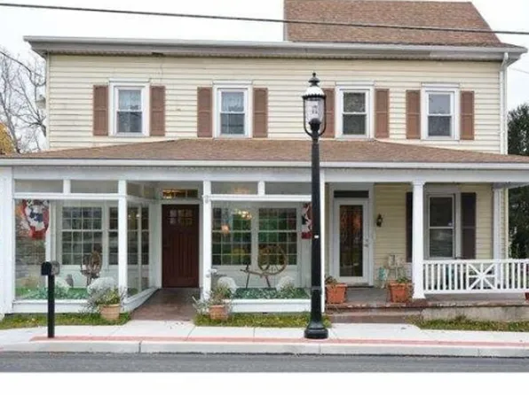 4530 Horseshoe Park, Honey Brook, PA 19344