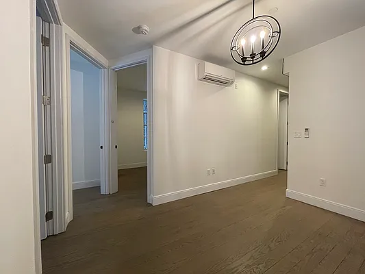 Rented by EXR | media 20