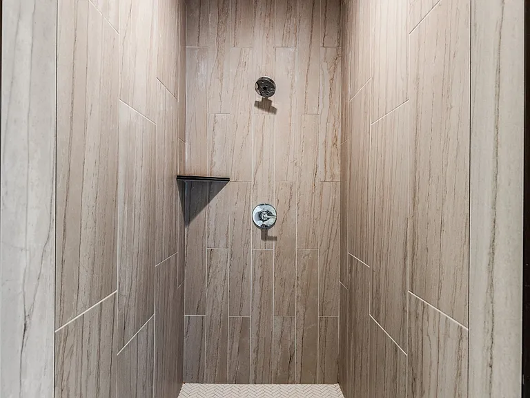 407 Scott Ave #A — Photo 37