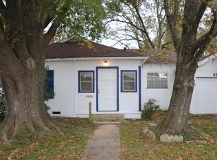 825 College St, Cleburne, TX 76033