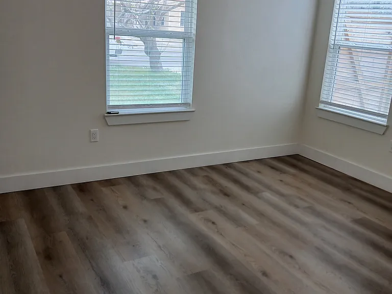 8404 Burrell Dr — Photo 13