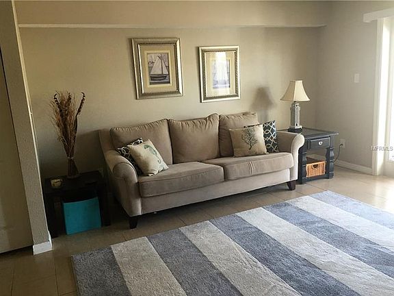 4th image of 4939 Cobia Dr SE