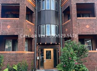 798 W Market St APT 1, Akron, OH 44303